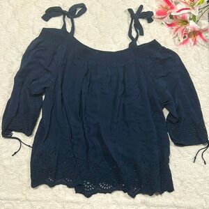 Lucky Brand - Navy Cold Shoulder Peasant Top - Bows & Eyelet Trim, Size 3X